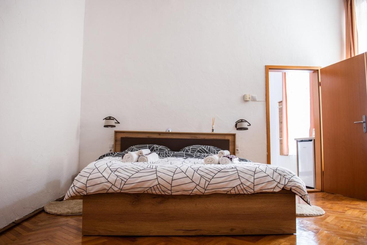 Troll'S House Apartment Sibiu Ngoại thất bức ảnh