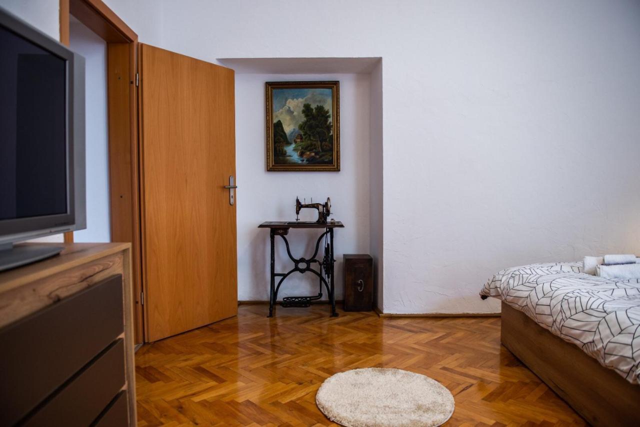 Troll'S House Apartment Sibiu Ngoại thất bức ảnh