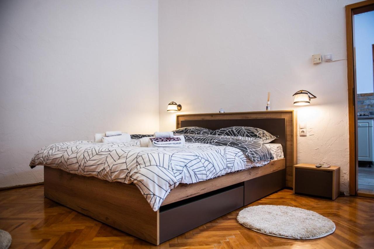 Troll'S House Apartment Sibiu Ngoại thất bức ảnh