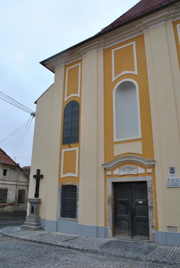 Troll'S House Apartment Sibiu Ngoại thất bức ảnh